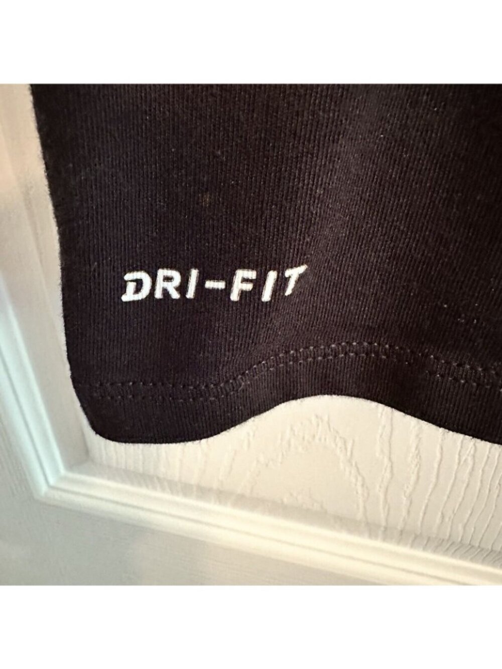 The Nike Tee Men's Dri-Fit Athletic Cut Black Short-Sleeved Shirt SZ L Jogging - Picture 5 of 10